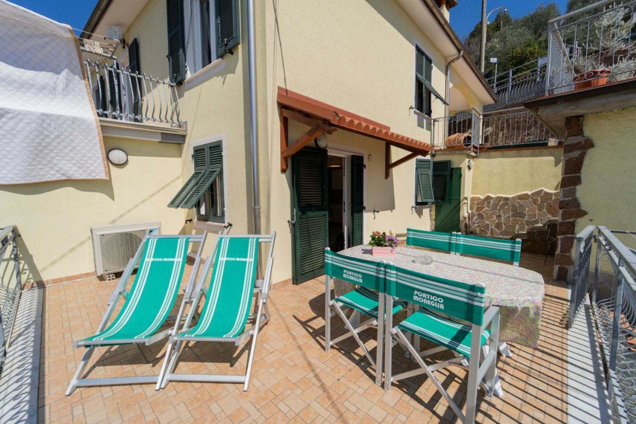 Casa Vacanza Il Portico Moneglia Esterno foto